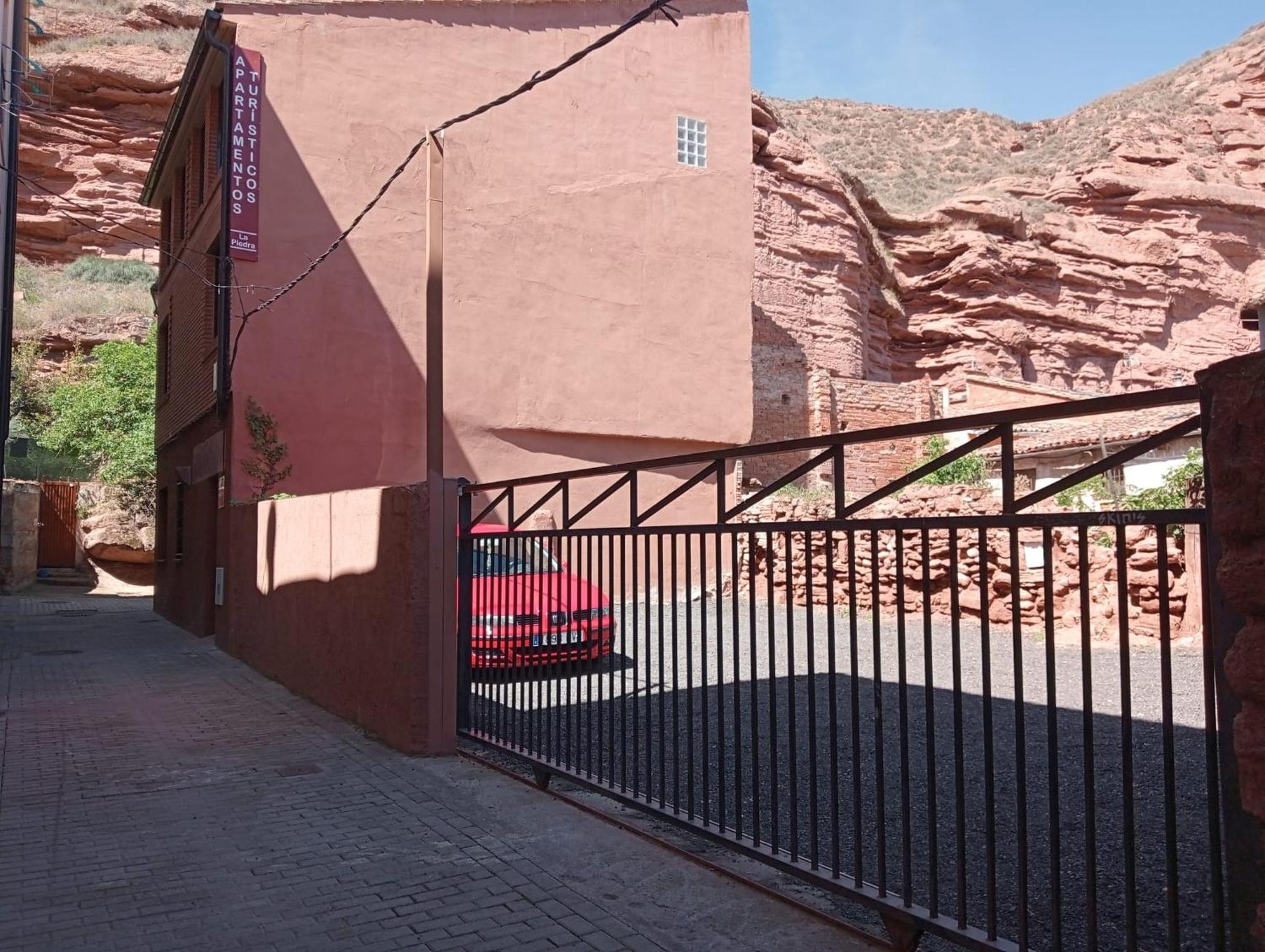 Apartamentos La Piedra En Pleno Centro Historico Con Dos Dormitorios Y Dos Banos Нахера Экстерьер фото
