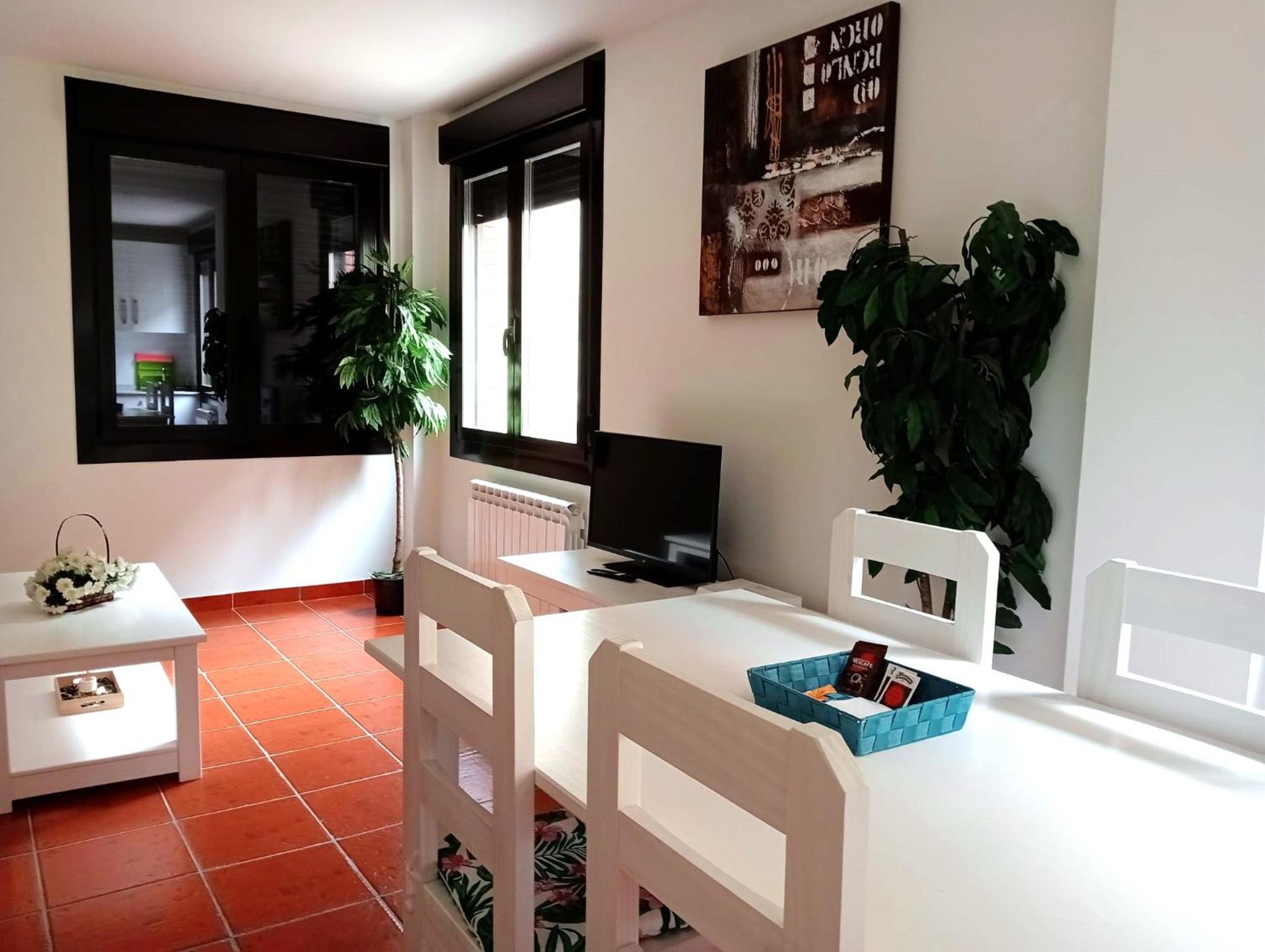 Apartamentos La Piedra En Pleno Centro Historico Con Dos Dormitorios Y Dos Banos Нахера Экстерьер фото